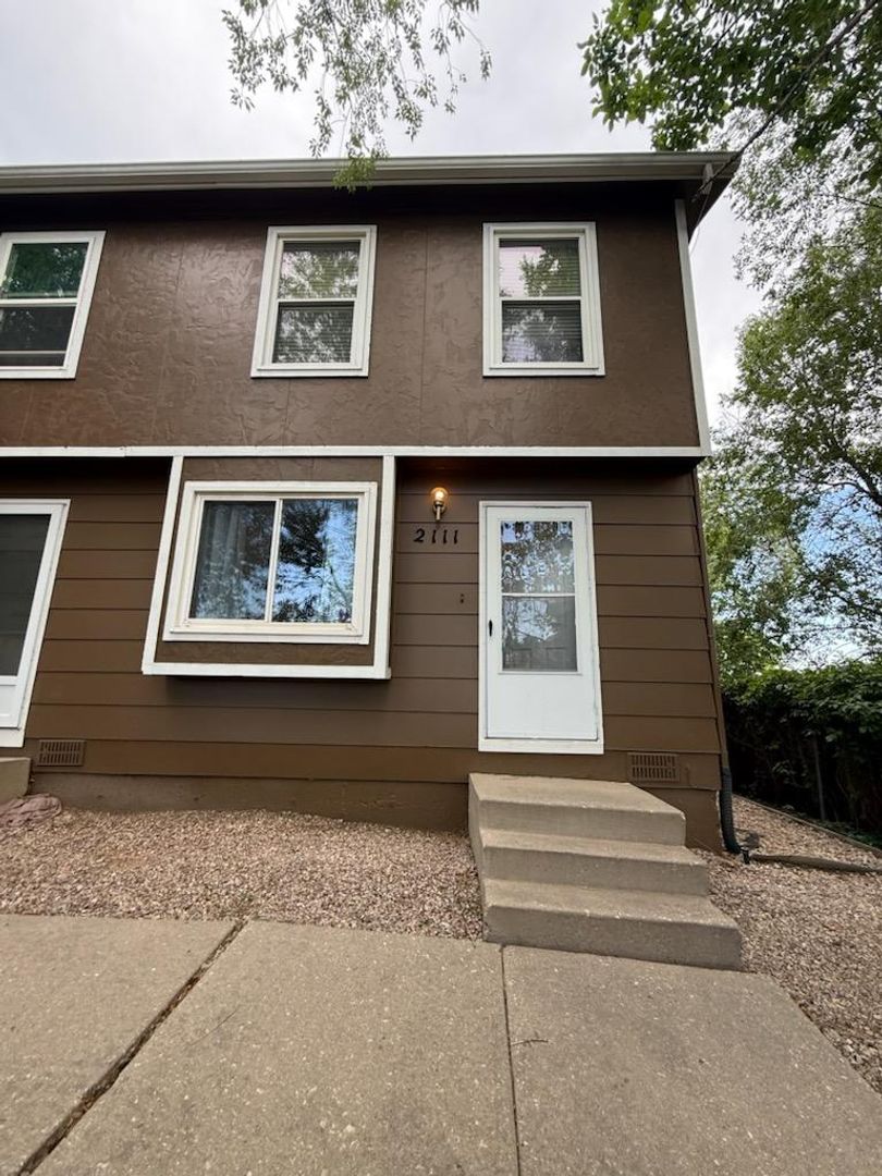 Colorado Springs House: 2111 Boston Terrace