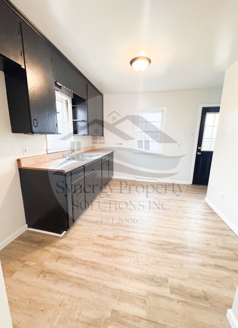 Crestline House: Roanoke St 816