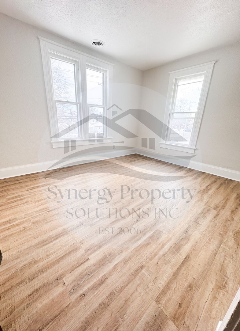 Shelby House: Wentz Ave 12