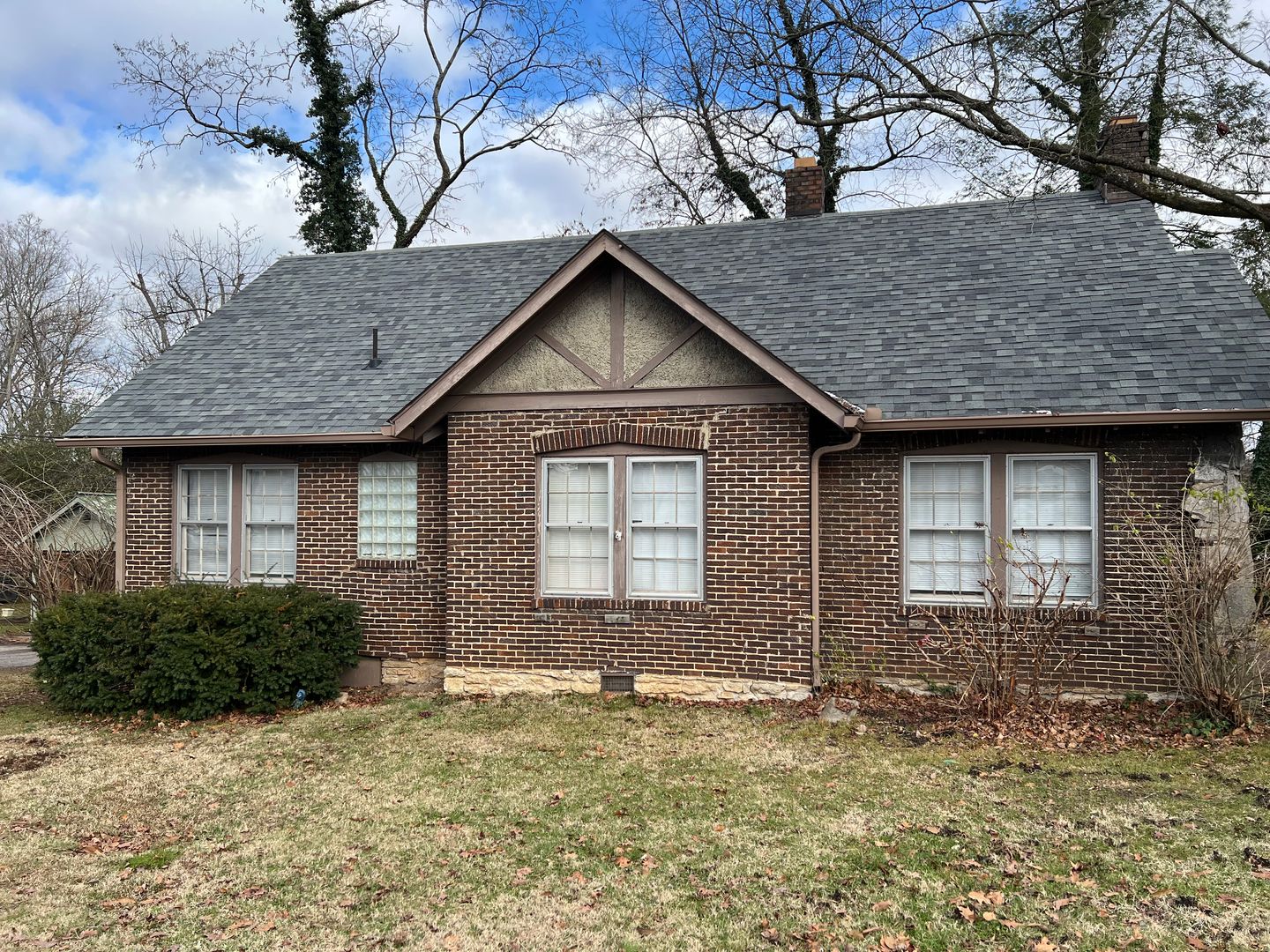 Franklin House: 438 S Margin St