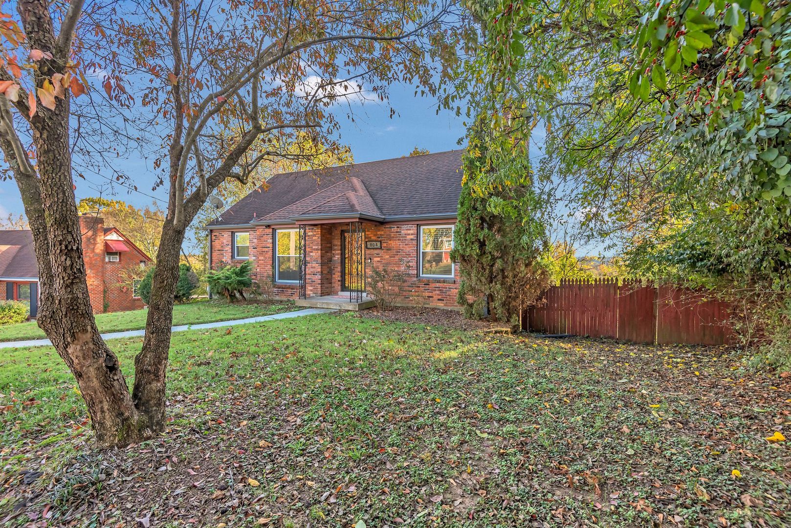 Nashville House: 804 Potter Lane