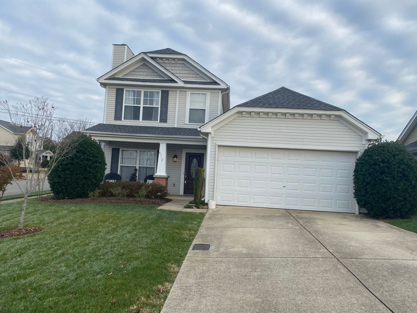 Nashville House: 3712 Springwater Drive