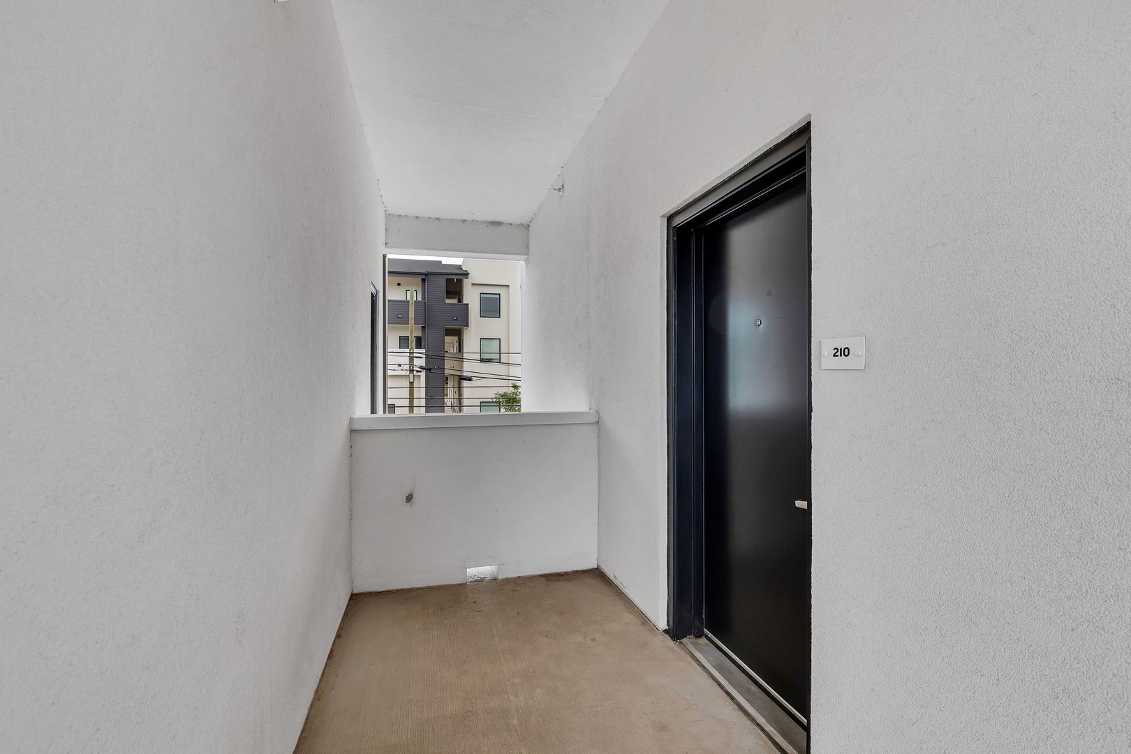 Nashville Apartment: 1919 9th Ave N