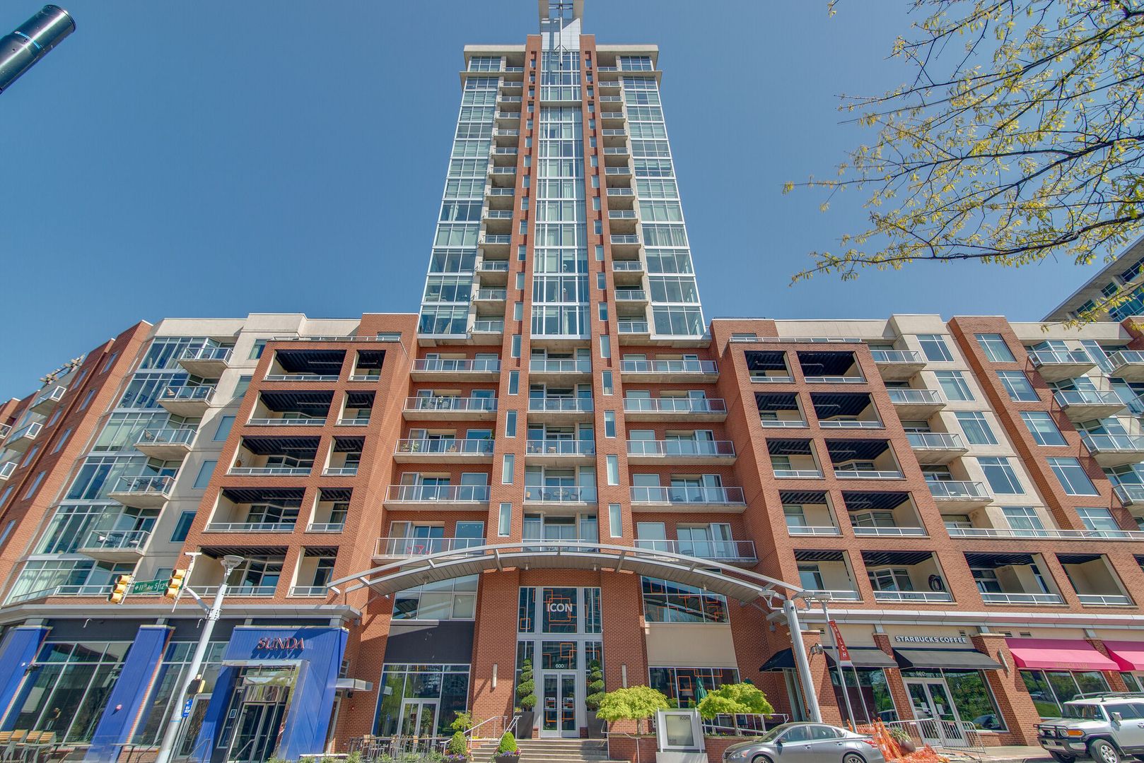 Nashville House: 600 12th Ave S Apt 610