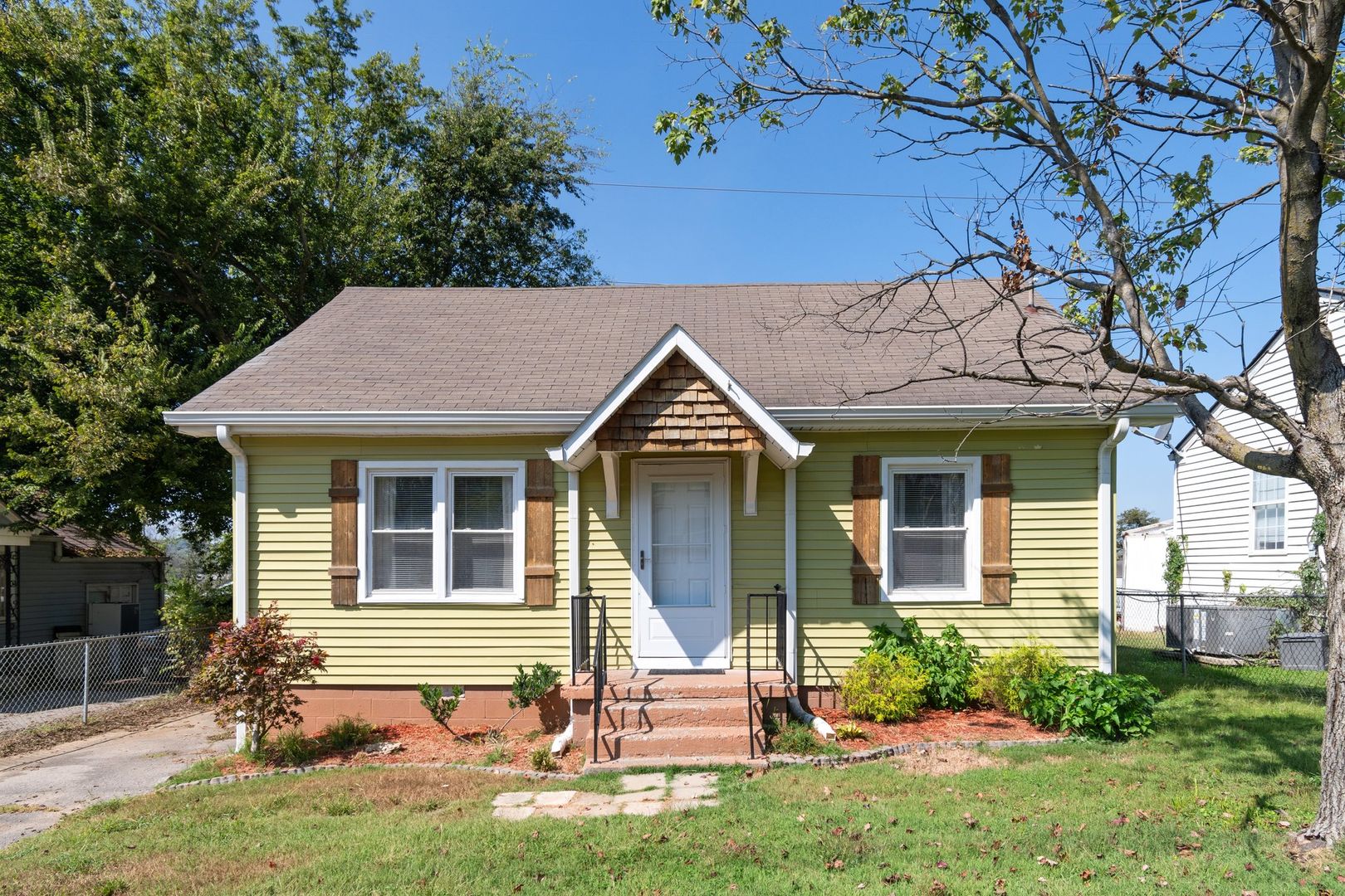 Nashville House: 605 Annex Ave