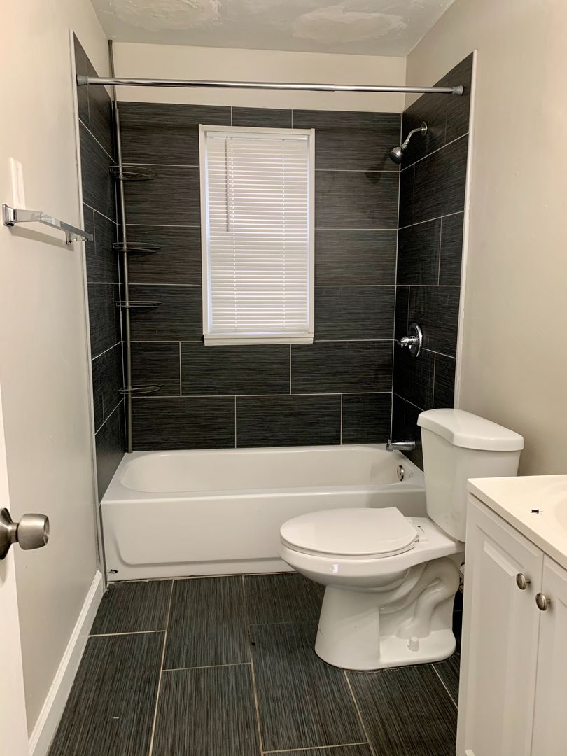 Nashville Apartment: 1614 17th Avenue North