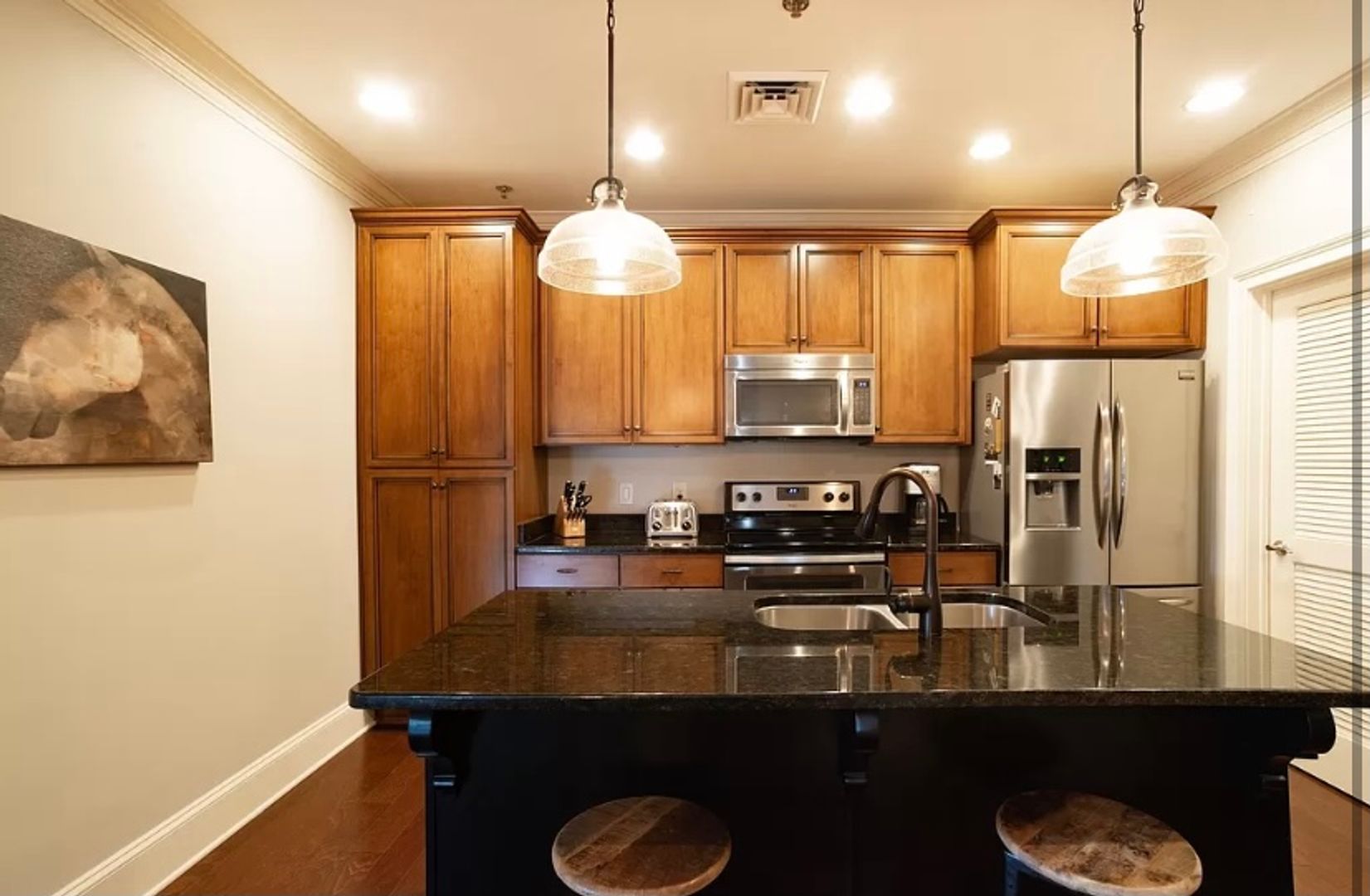 Nashville House: 1010 16th Ave S. Unit 202