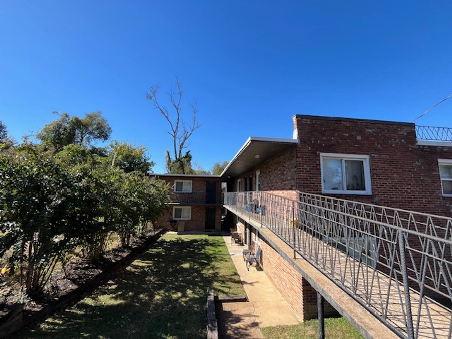 Nashville Apartment: 2135 15th Ave N