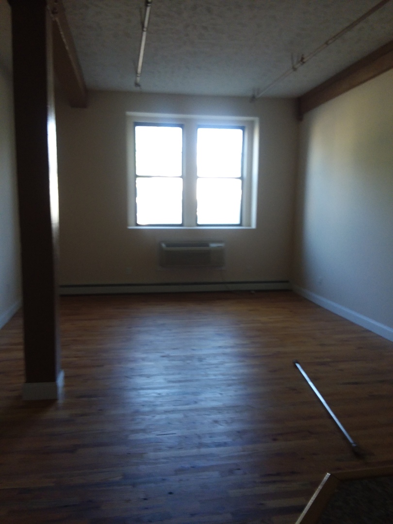 617 East Hiawatha Blvd, 1, Syracuse, NY 13208