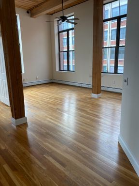 210 W. Division Street, 24 – photo 1