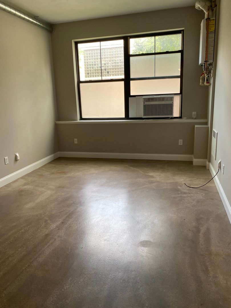 Syracuse Apartment: 721 N. Clinton Street