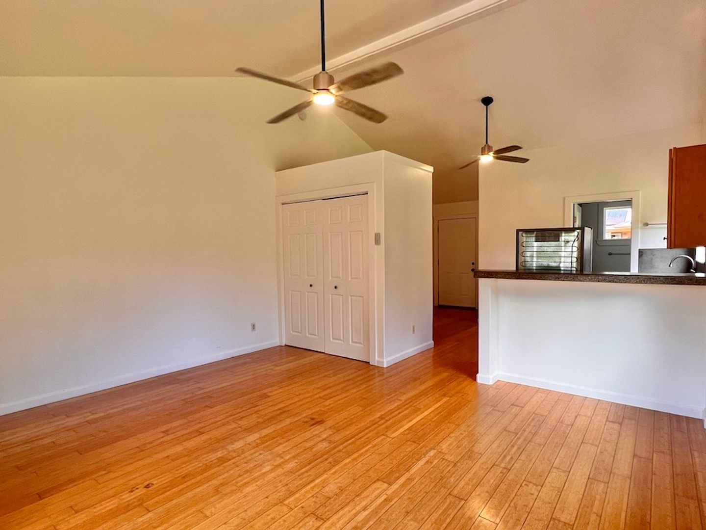 Hanapepe Apartment: Awawa Road