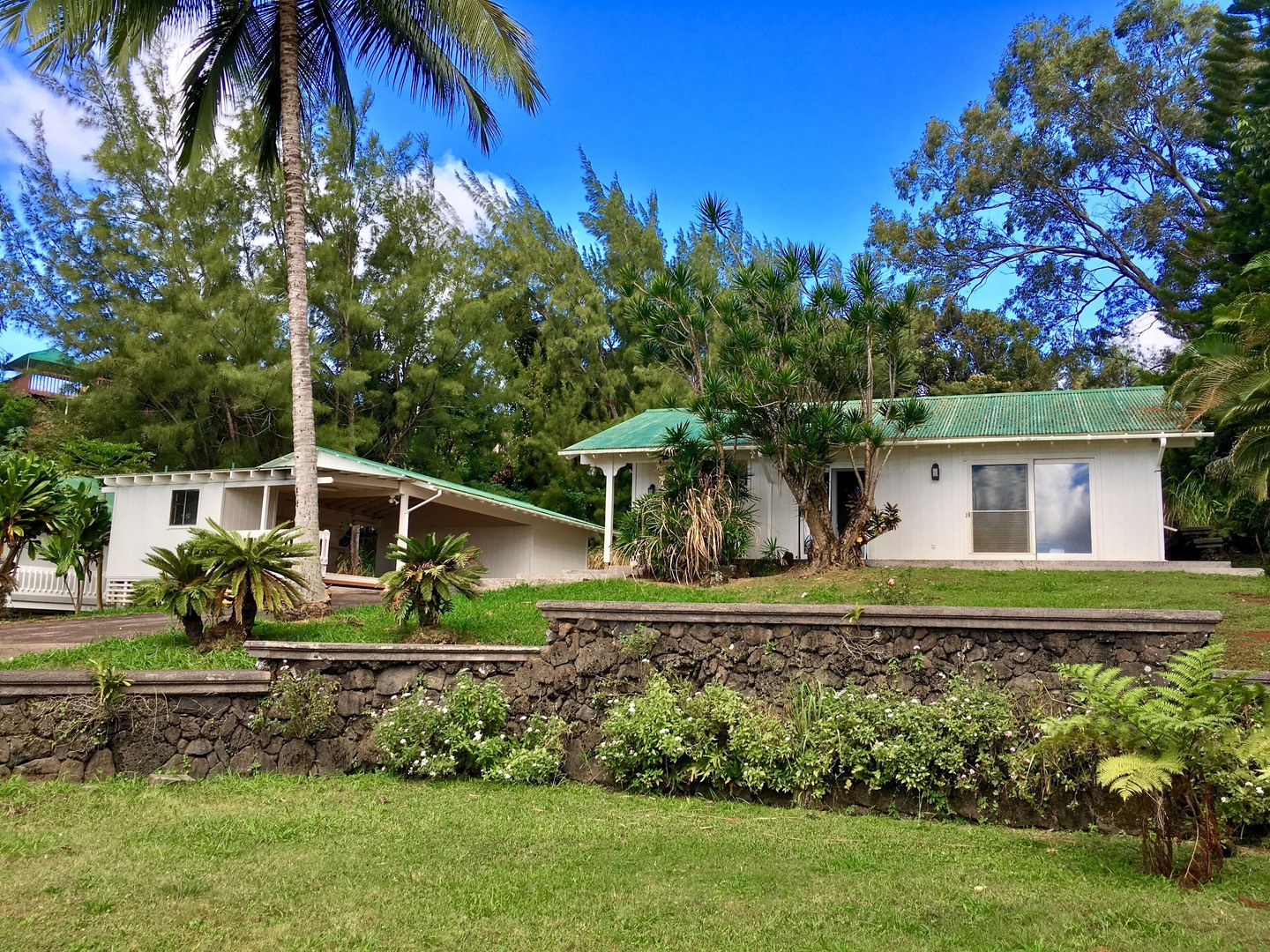 3 Bed/3 Bath House Nestled in Kalaheo Countryside