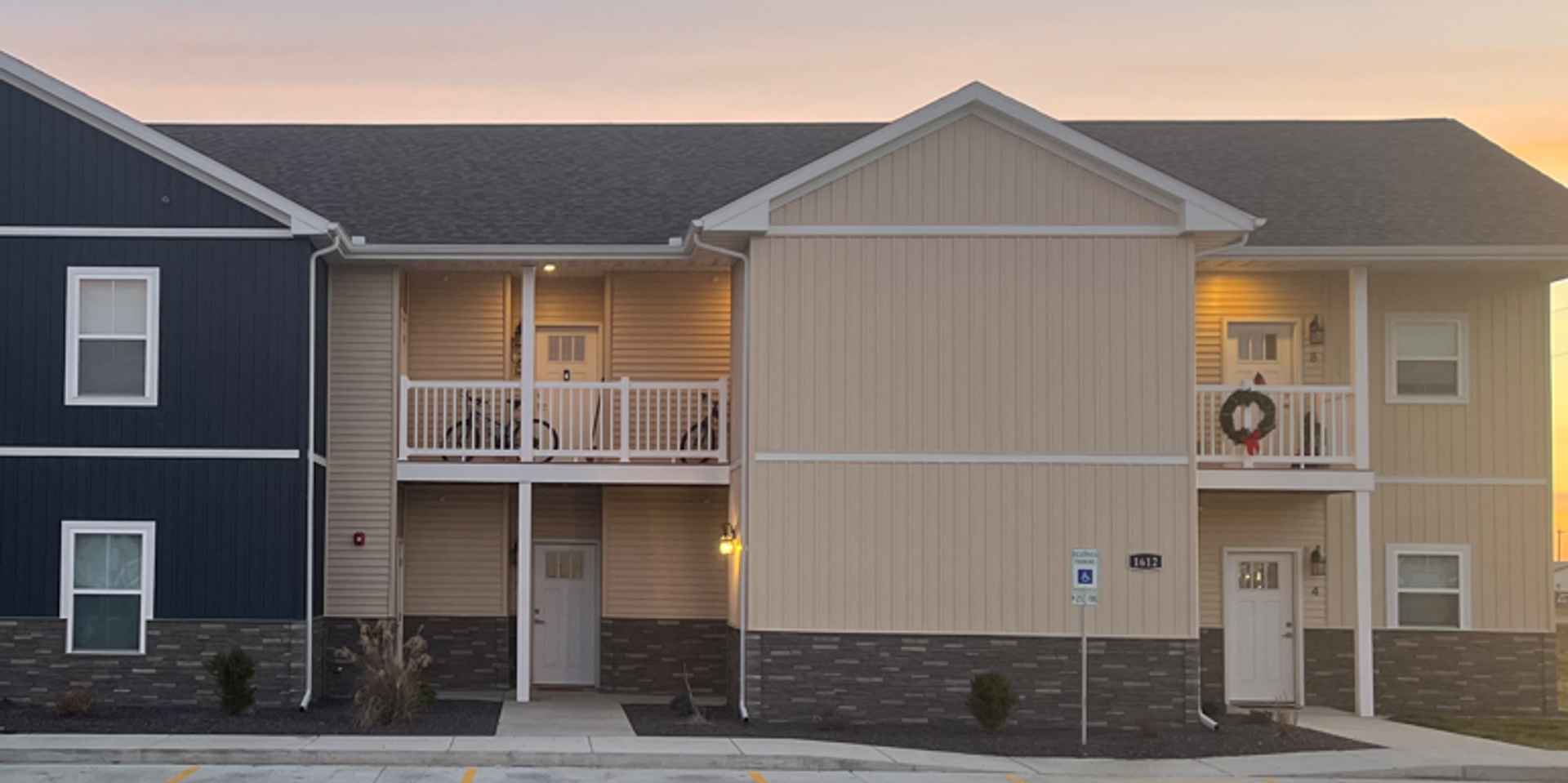 Sullivan Apartment: 1612 S Hamilton