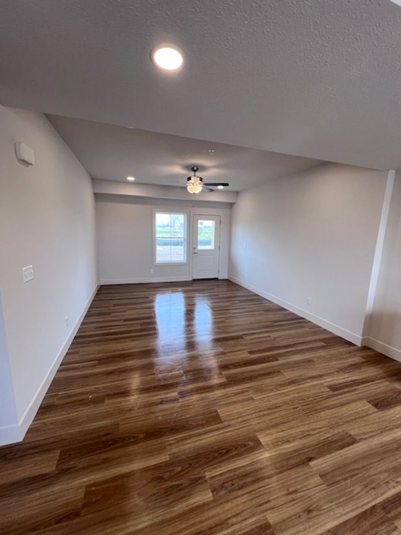 Reserve Arcola 12 of 12