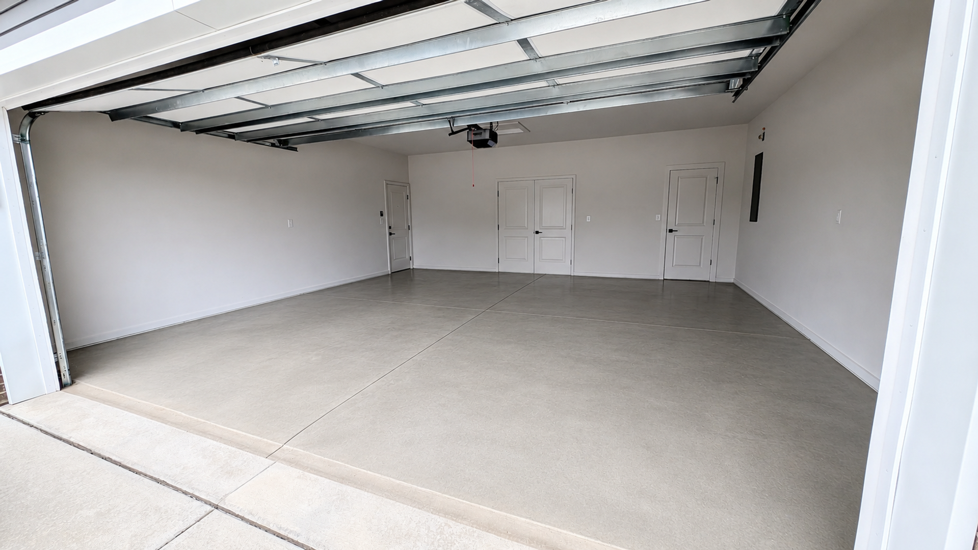 Parking at Reserve Mahomet 2bd/2Bath House