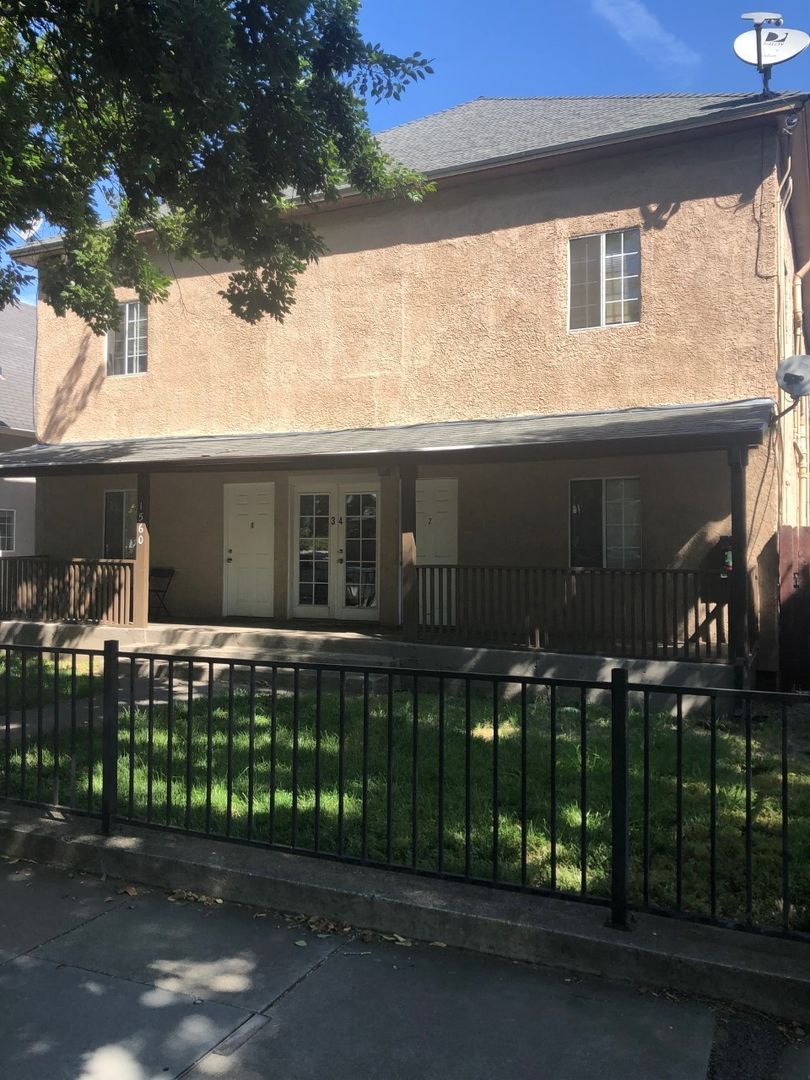 Oroville Apartment: 1560 Montgomery St