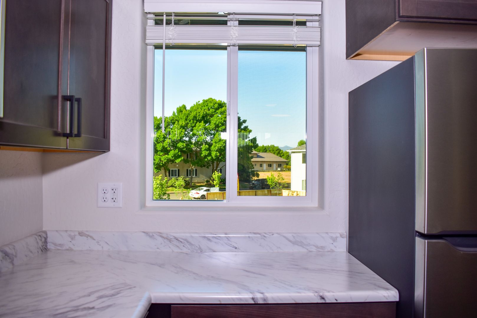 Medford Apartment: 1995 Sky Park Dr