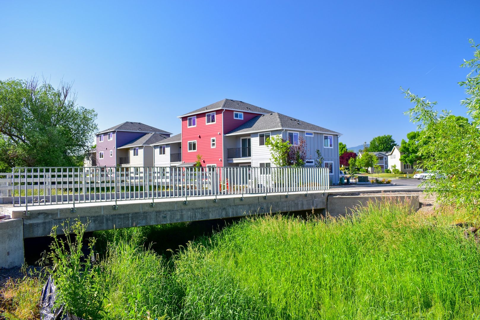 Medford Apartment: 1995 Sky Park Dr