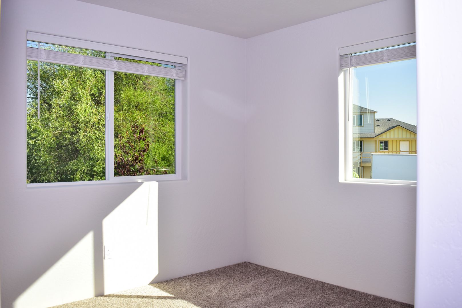 Medford Apartment: 1981 Sky Park Dr