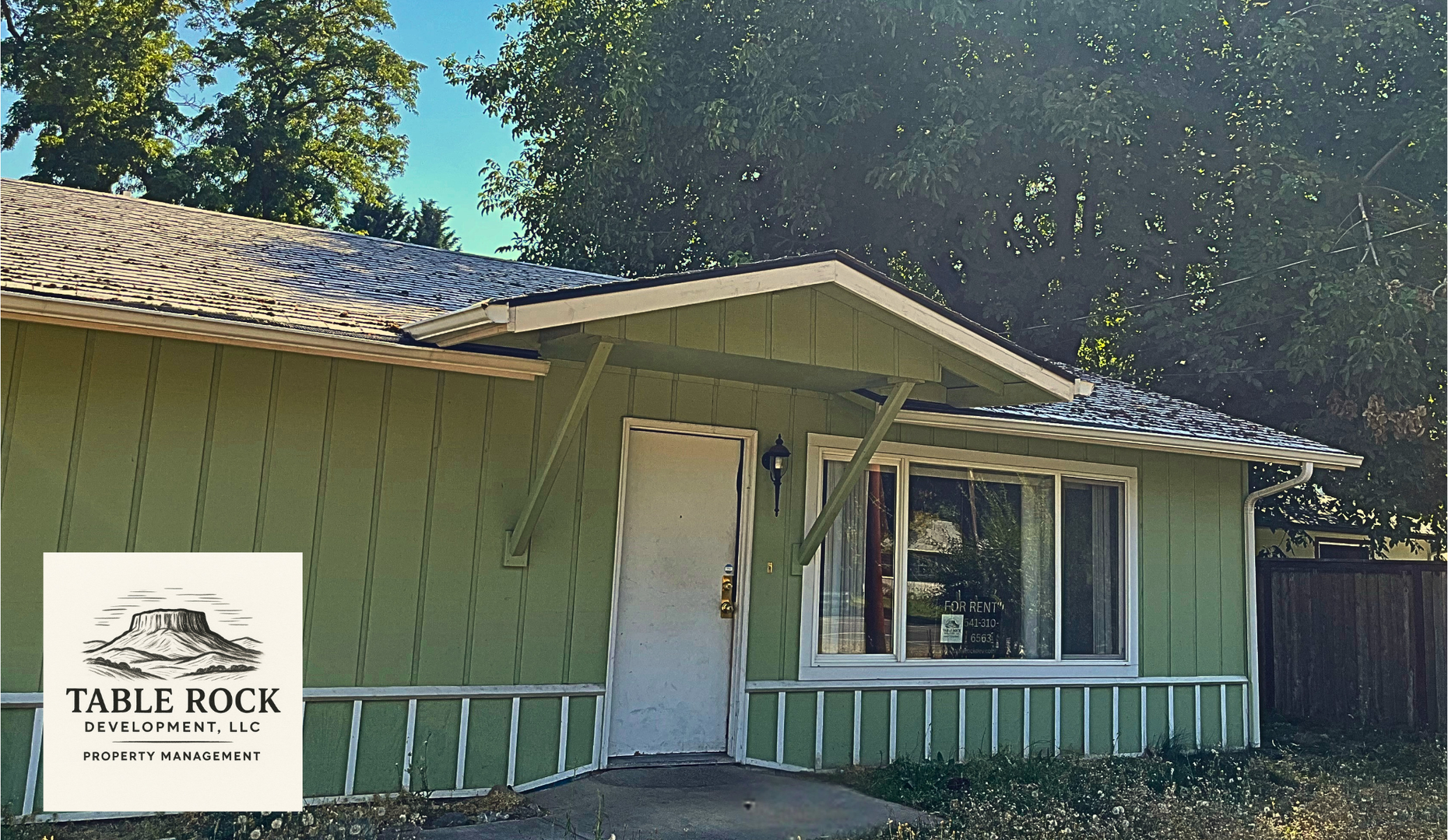 Rogue River House: 5875 Foothill Blvd,