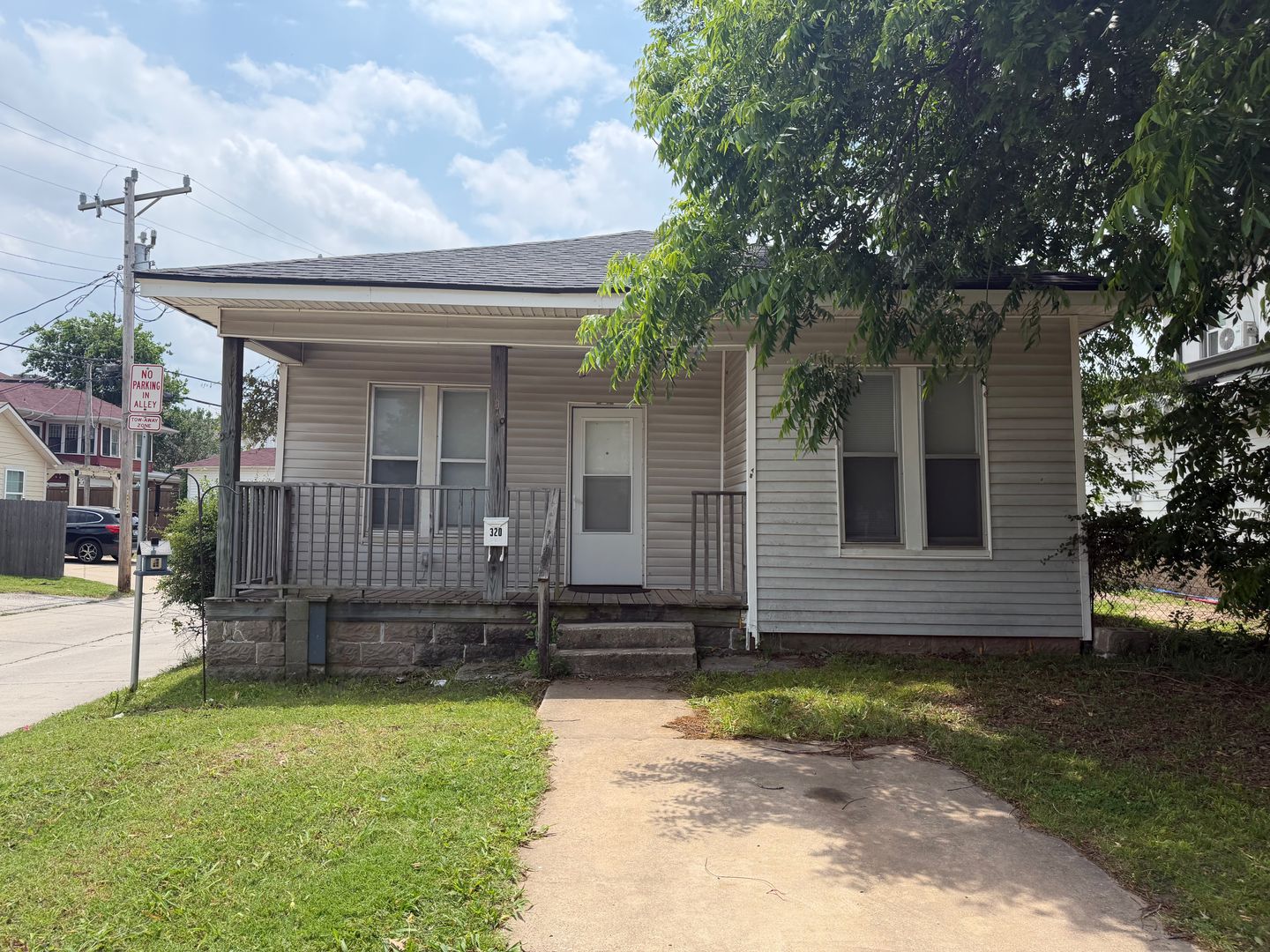 Norman House: 320 W. Duffy