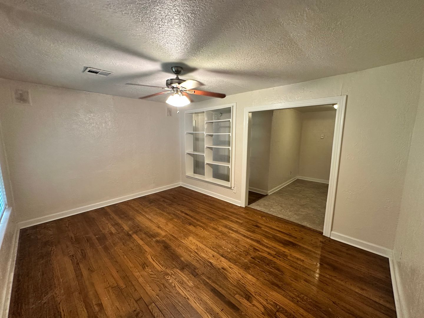 3bed/1bath Home Available Near Norman Campus!