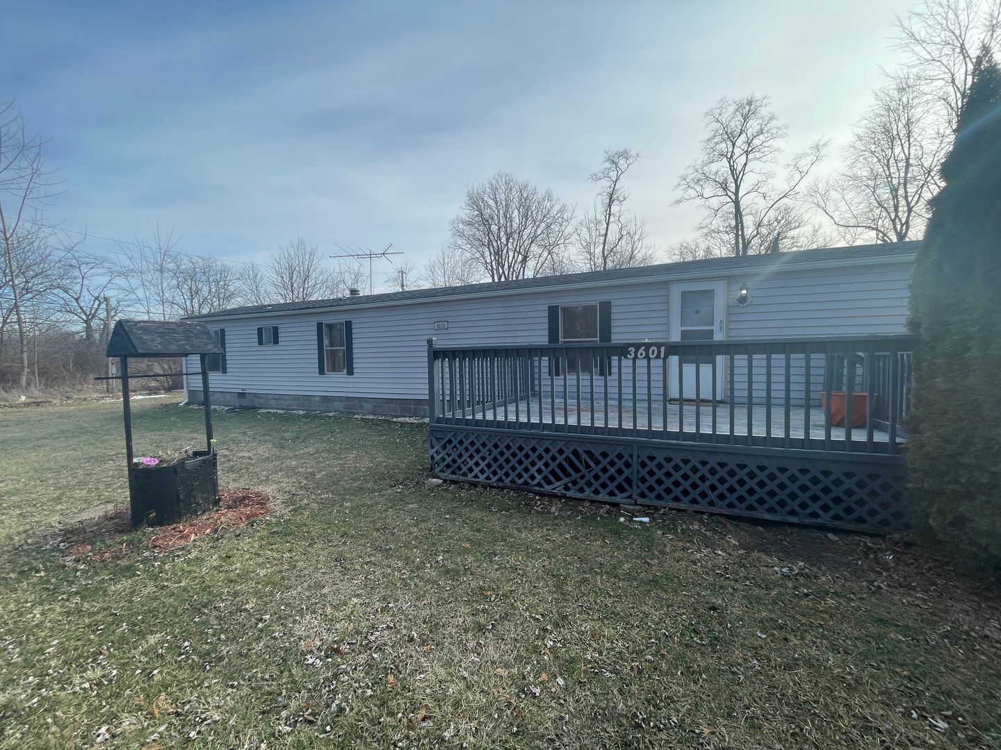 Muncie House: 3601 E Manor St