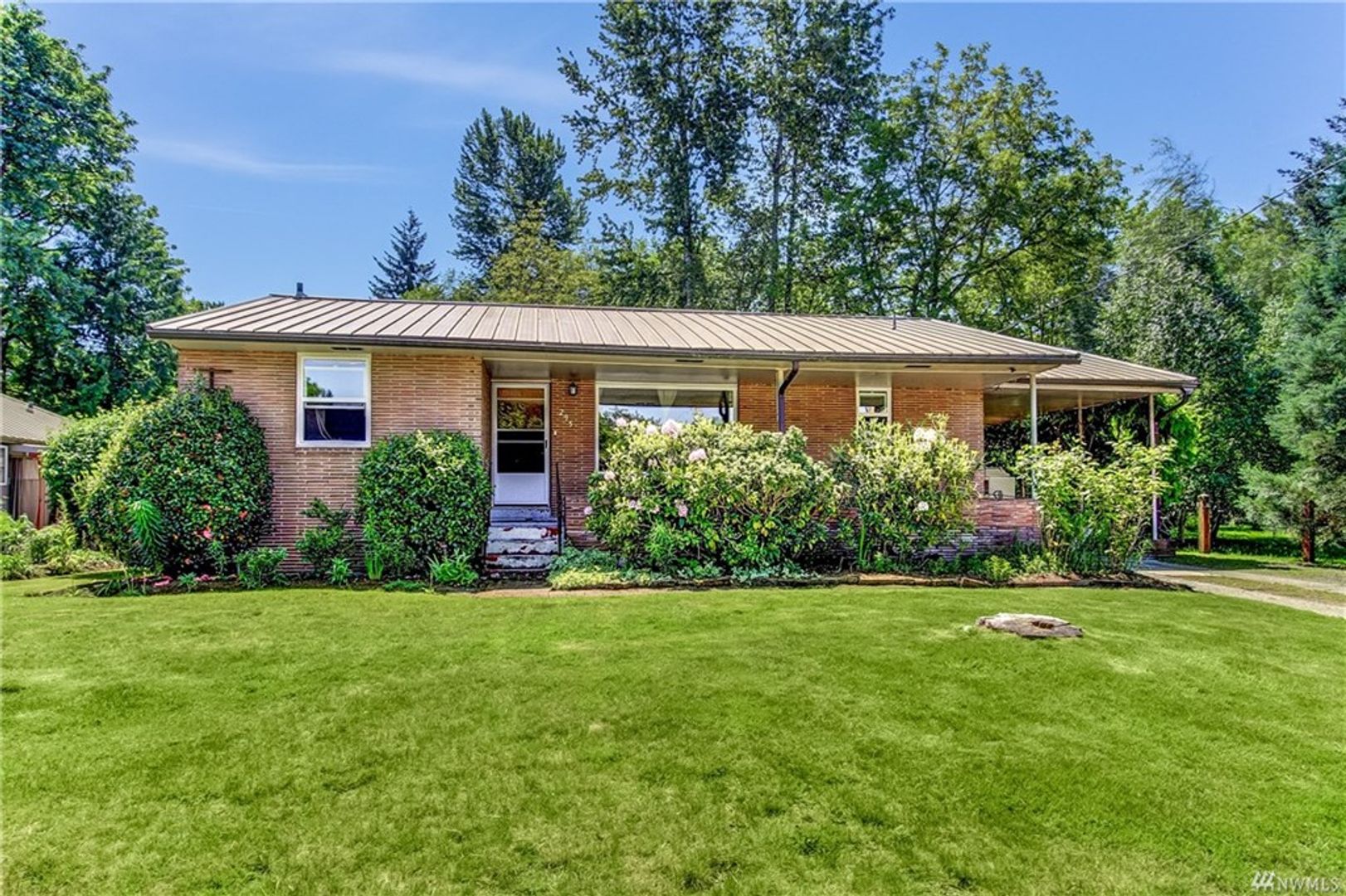 Issaquah House: 295 NW Cherry Pl #B Issaquah WA 98027