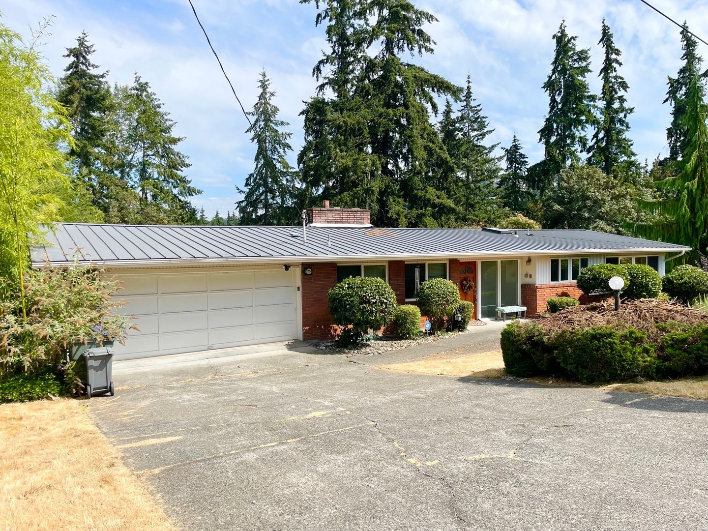 Bellevue House: 4030 134th Ave SE