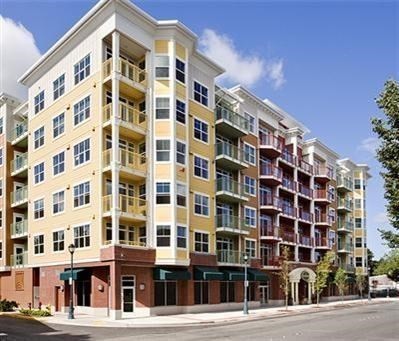 Redmond Condo: 16141 Cleveland St #207