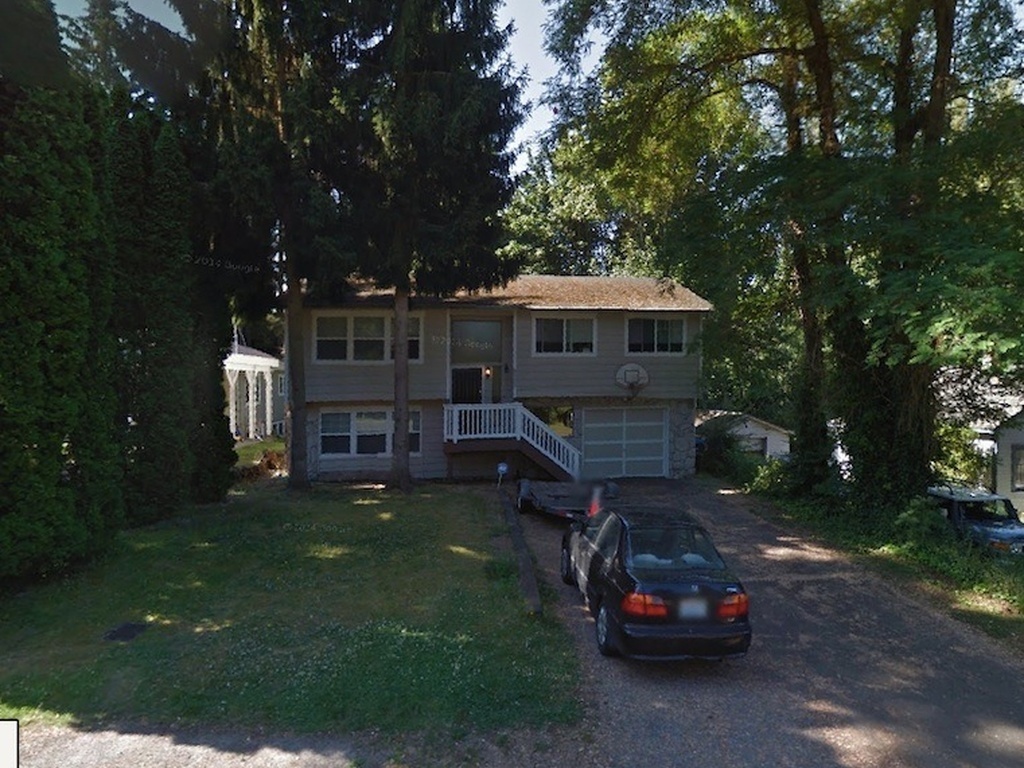 Seattle House: 2733 NE 94th St