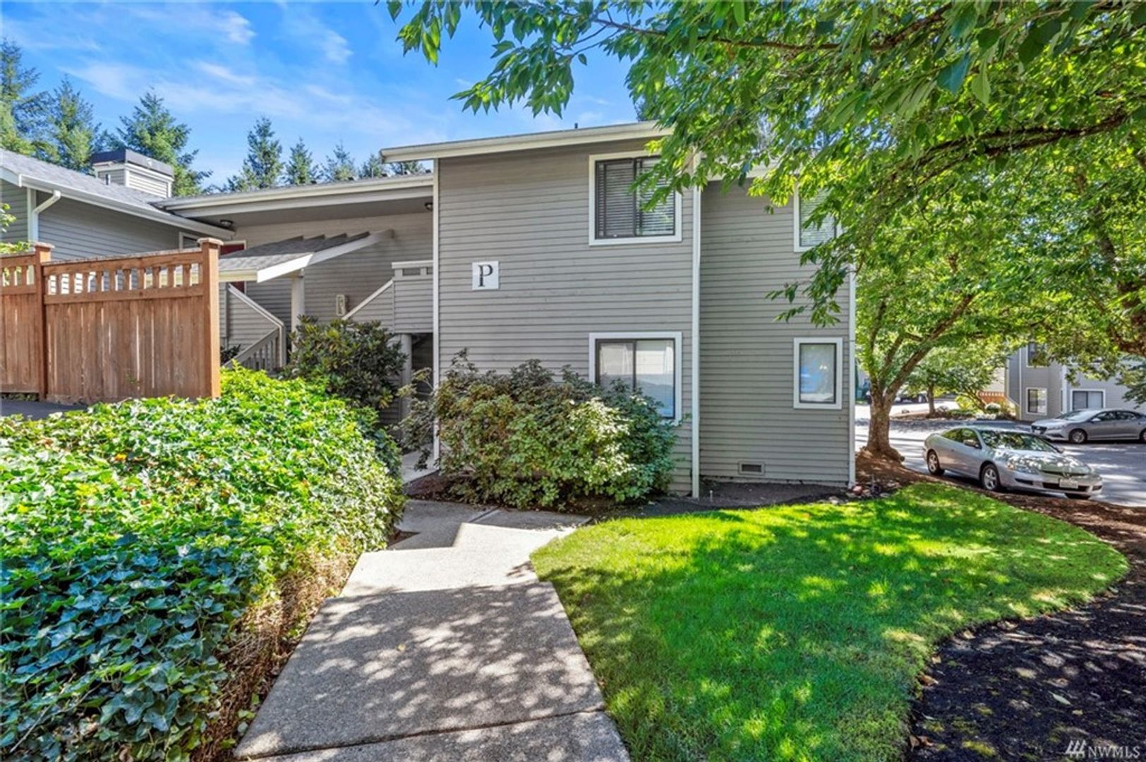 Redmond House: 9009 Avondale Rd NE #P231