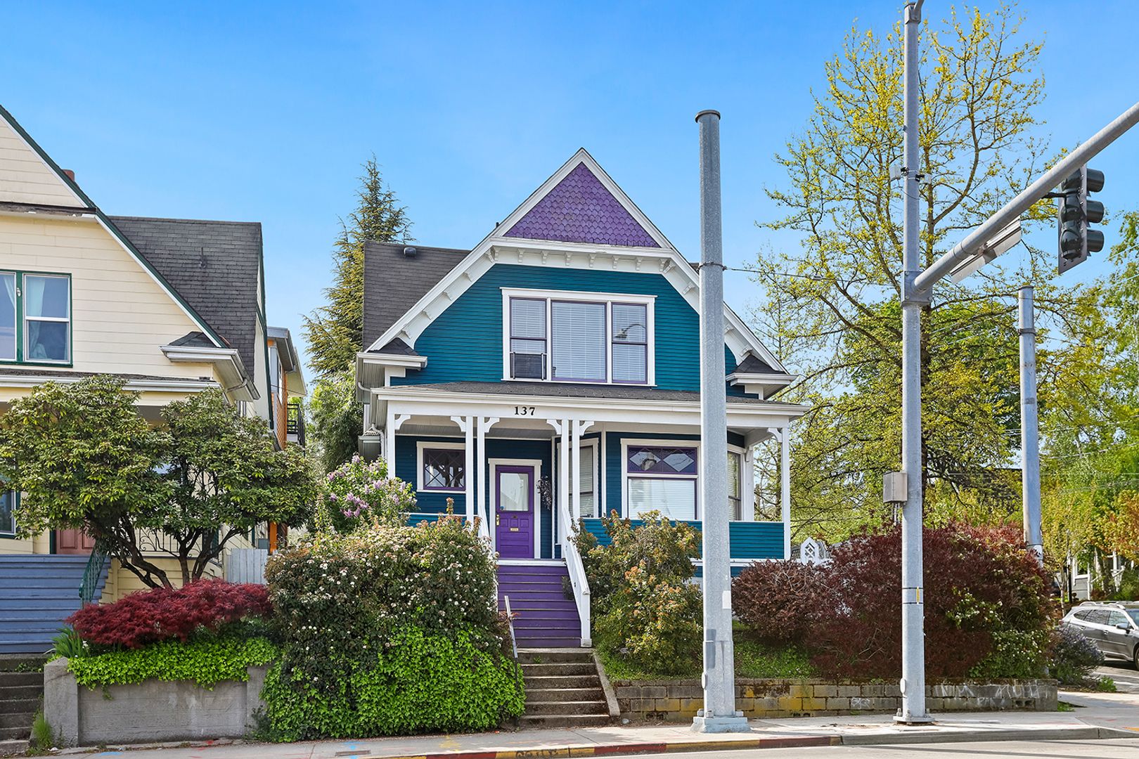 Seattle House: 137 23rd Ave E