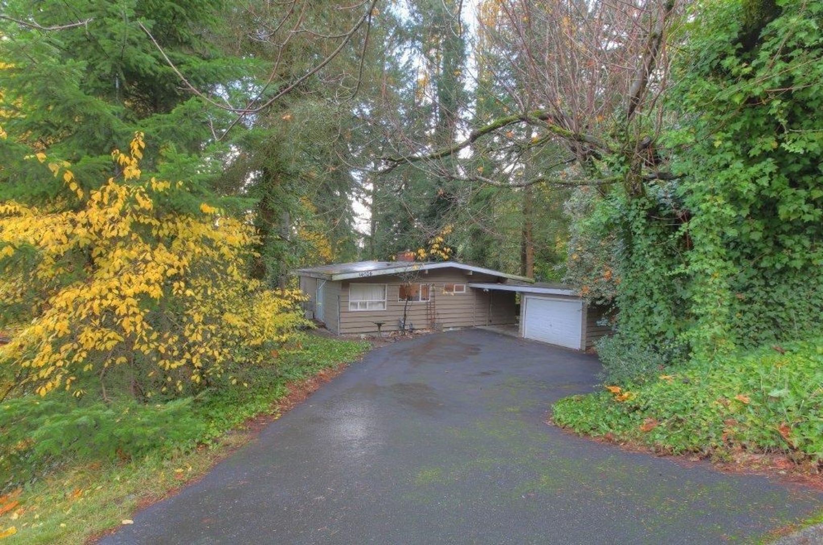 Bellevue House: 14026 SE 37th St