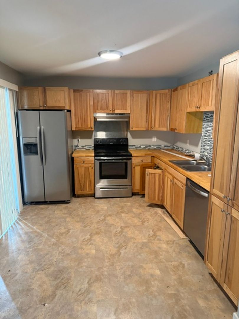 Vicksburg Apartment: 1111 Crawford Street