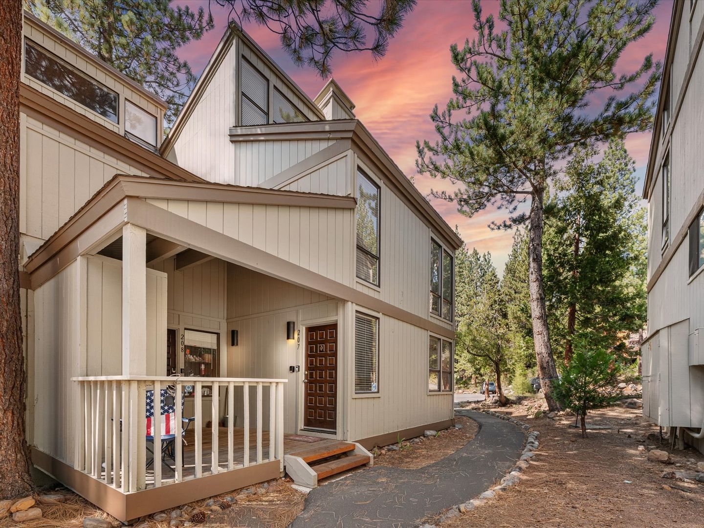 Kings Beach Townhome: 1001 Commonwealth Drive