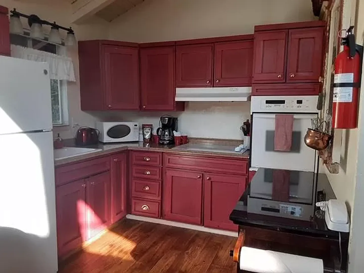 South Lake Tahoe House: 725 Anita Dr.