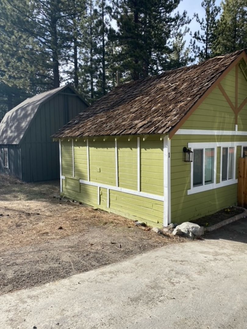 South Lake Tahoe House: 661 Emerald Bay Rd #2