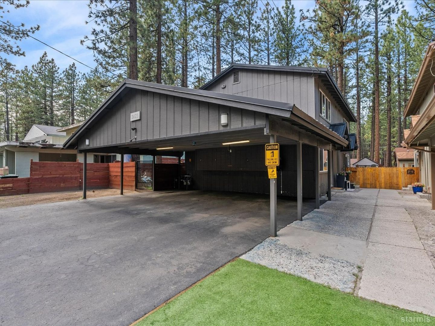 South Lake Tahoe House: 3625 Larch Ave