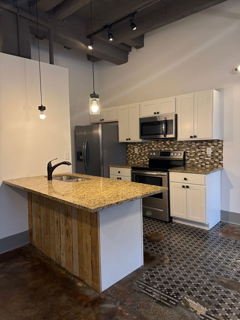 Hanover Apartment: 11 York Street