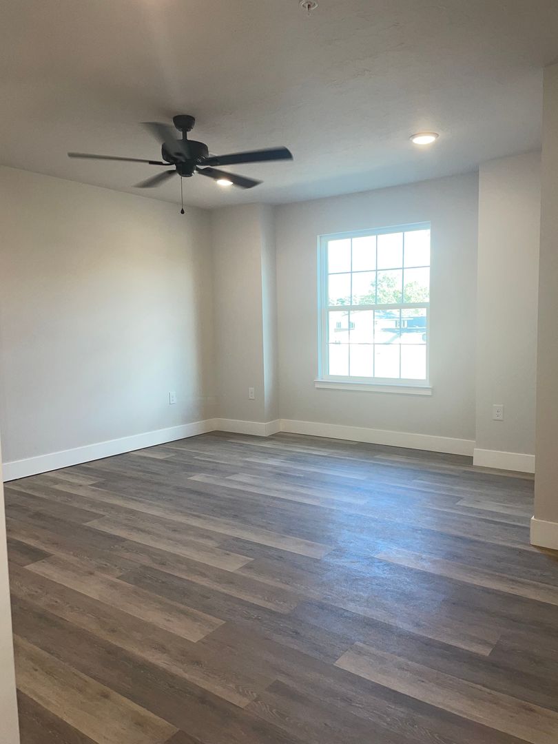 York Townhome: Pointer Court