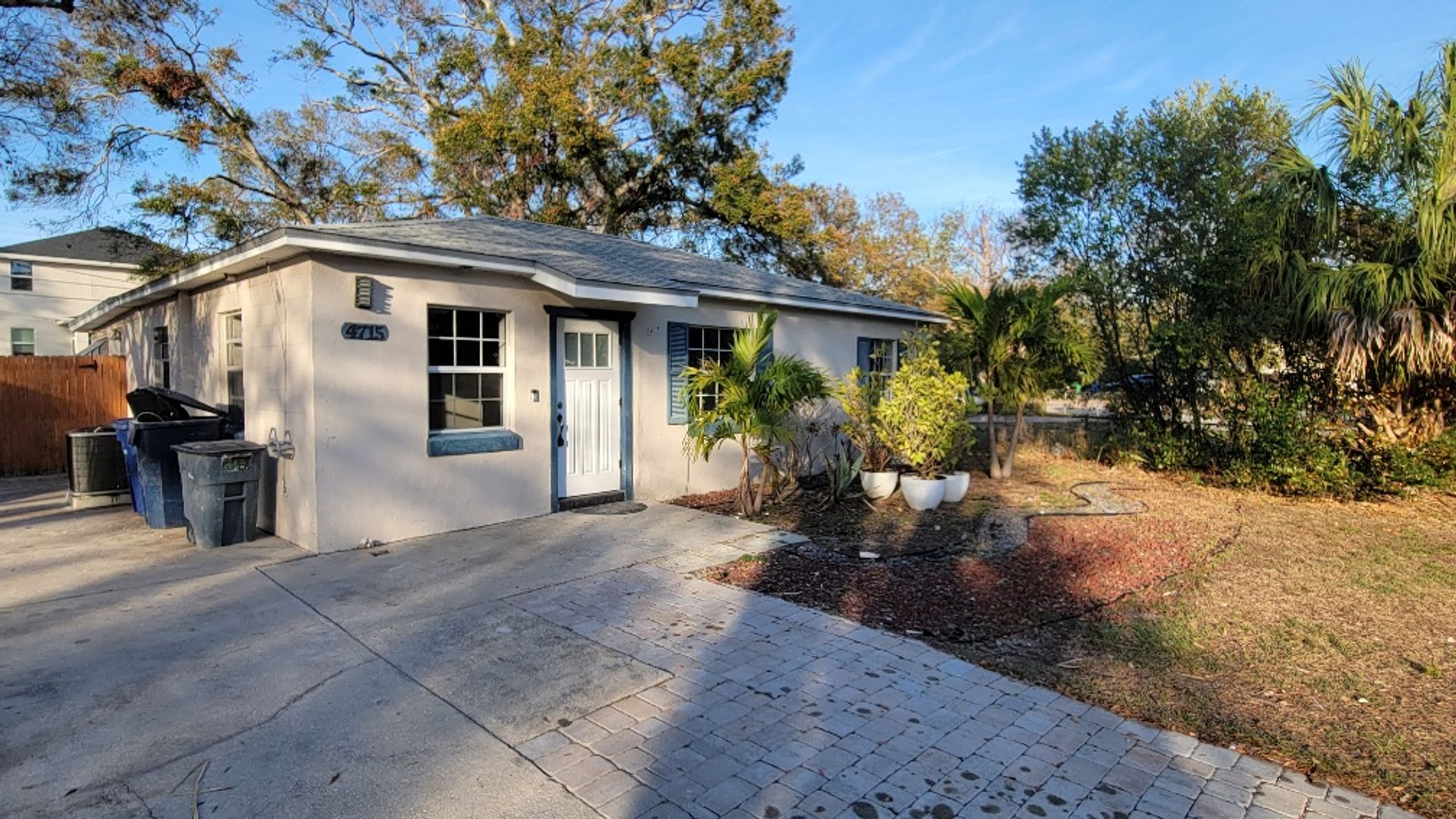 Tampa House: 4715 W. Wallcraft Ave