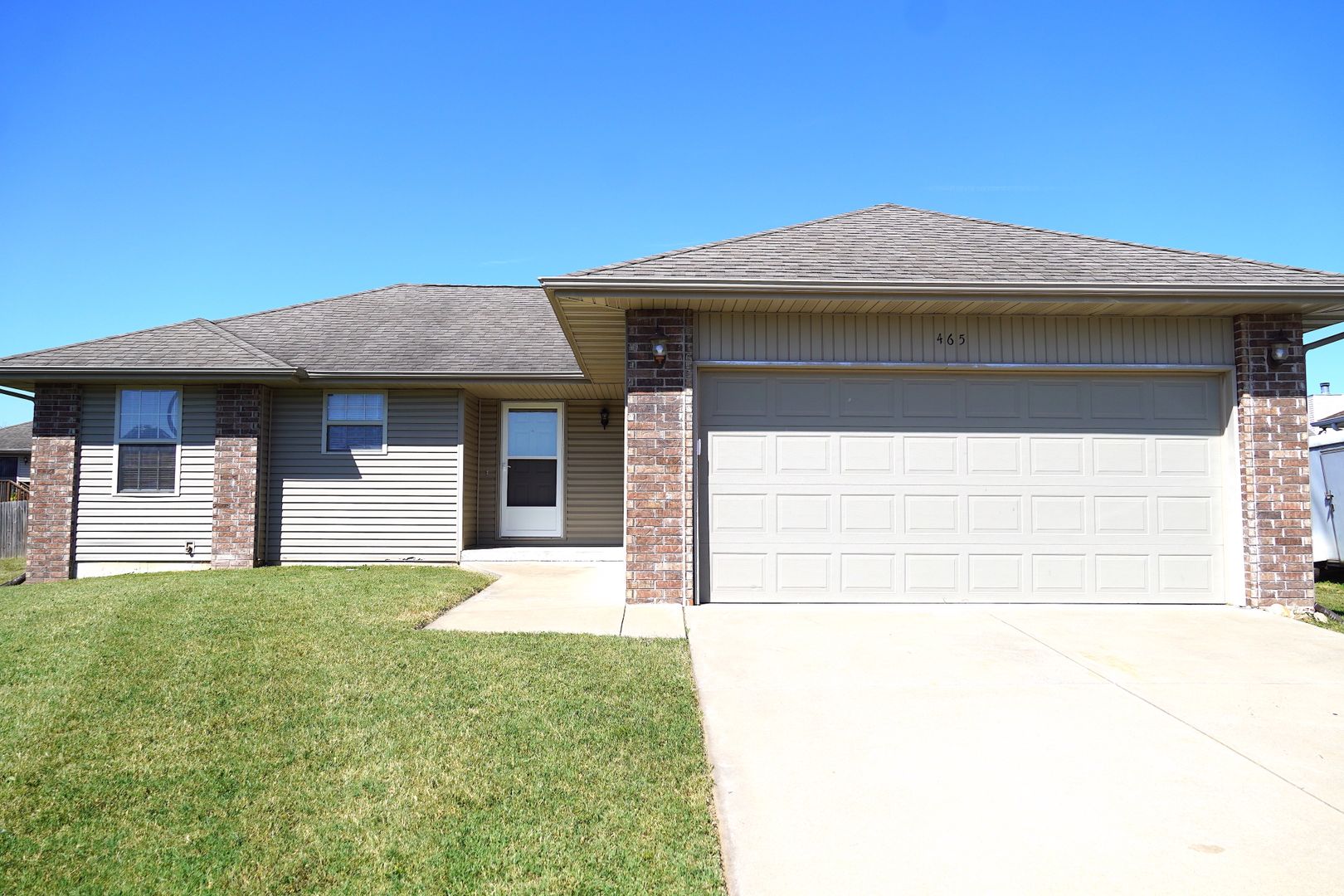 Republic House: 465 N Texas Ave