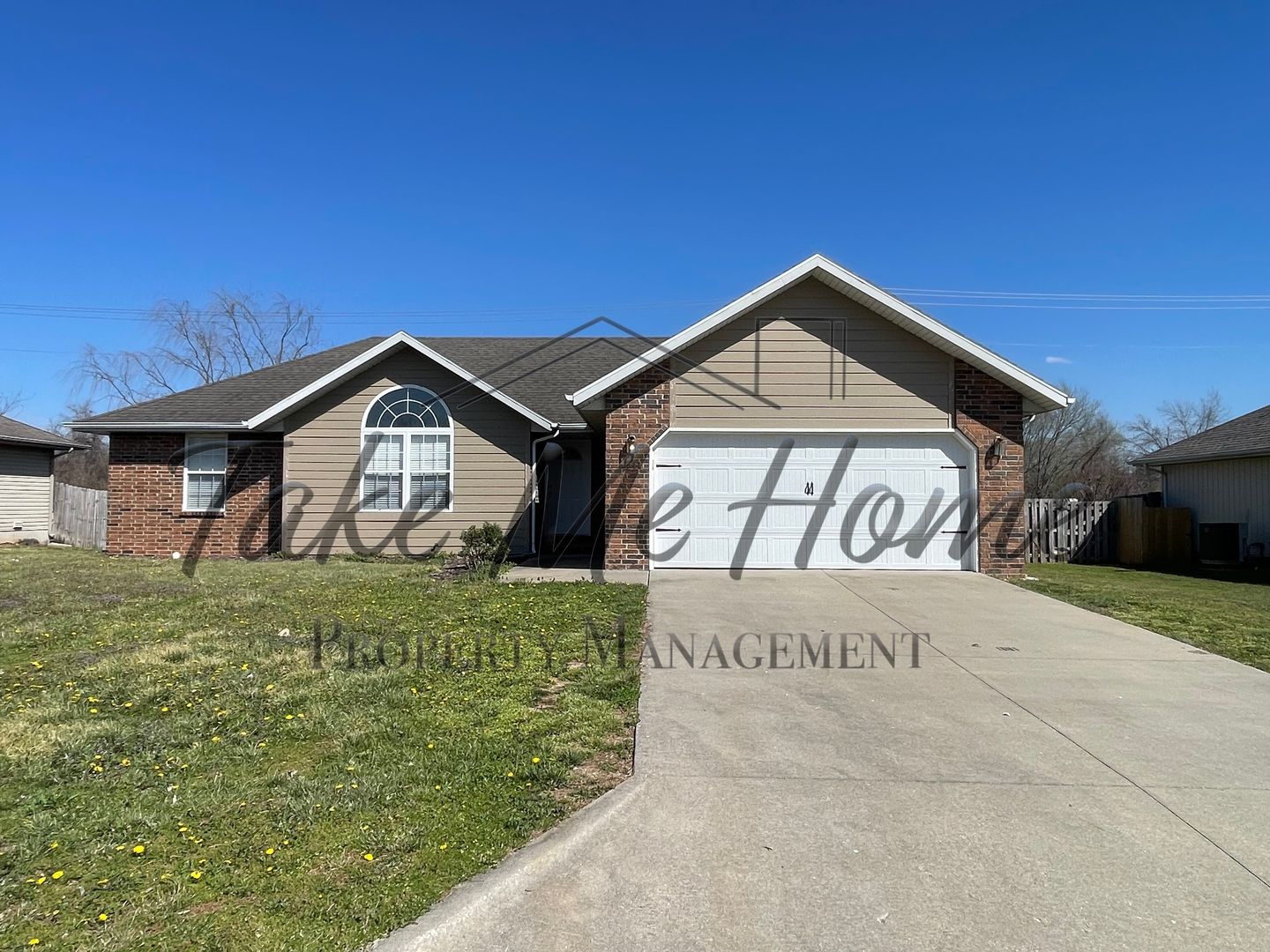 Republic House: 644 N Cox Ave