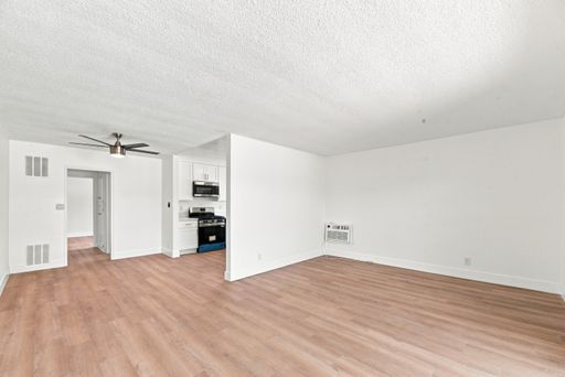 TALA Local at 1301 Havenhurst #212 - 1 bed, 1 bath – photo 1