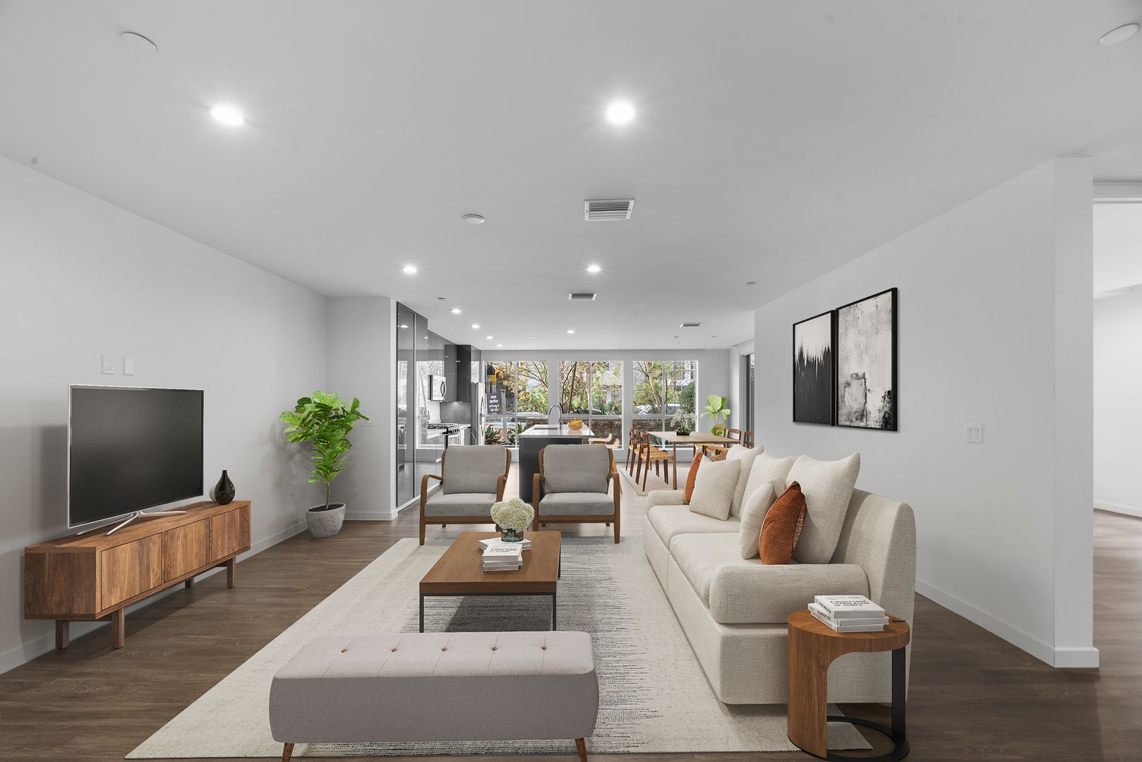Los Angeles Apartment: 714 Sweetzer Avenue