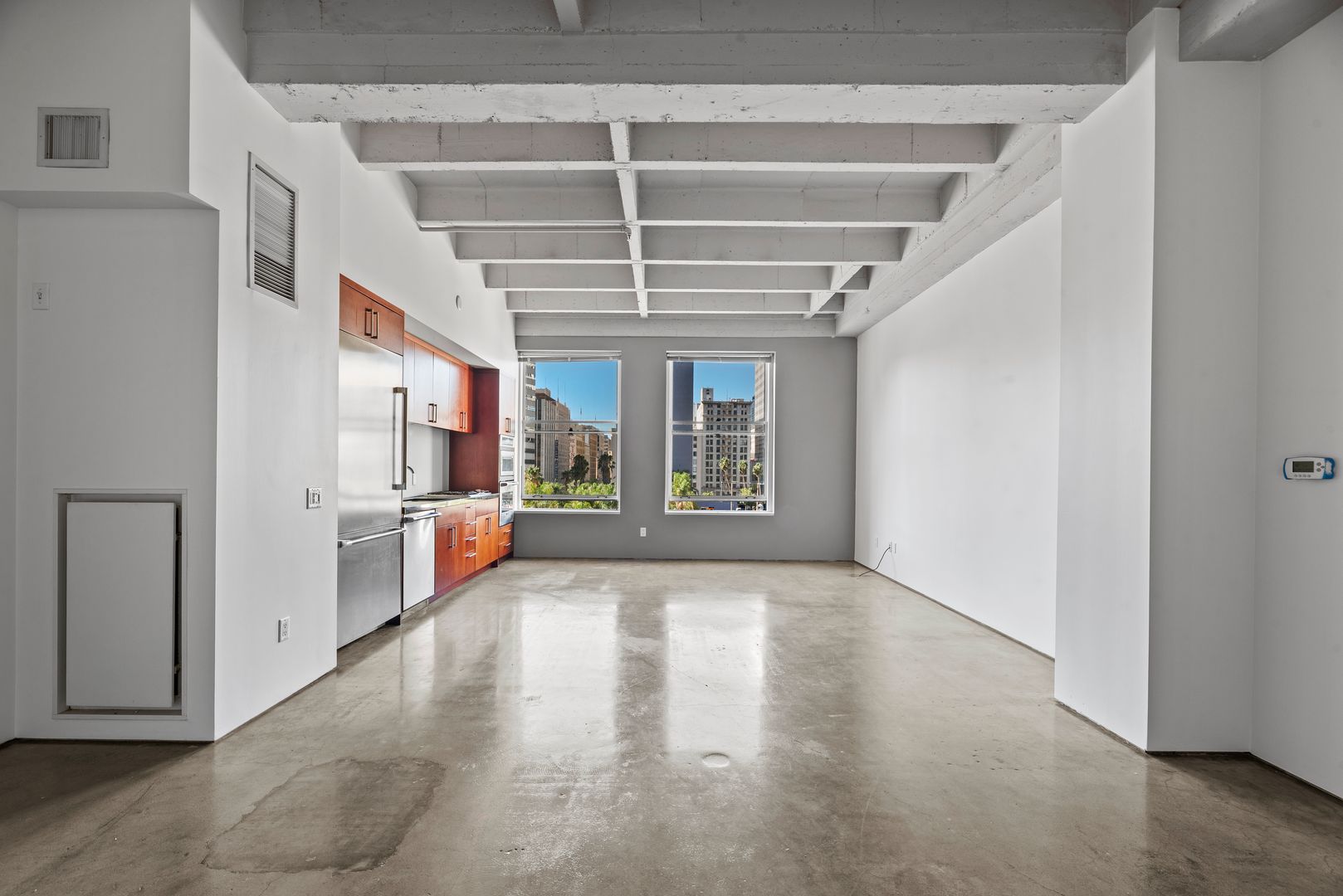 Los Angeles Apartment: 411 W. 5th Street
