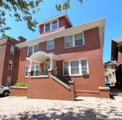 38 N. Breese Ter #1 (4 BR) - Tallard Apartments – photo 1