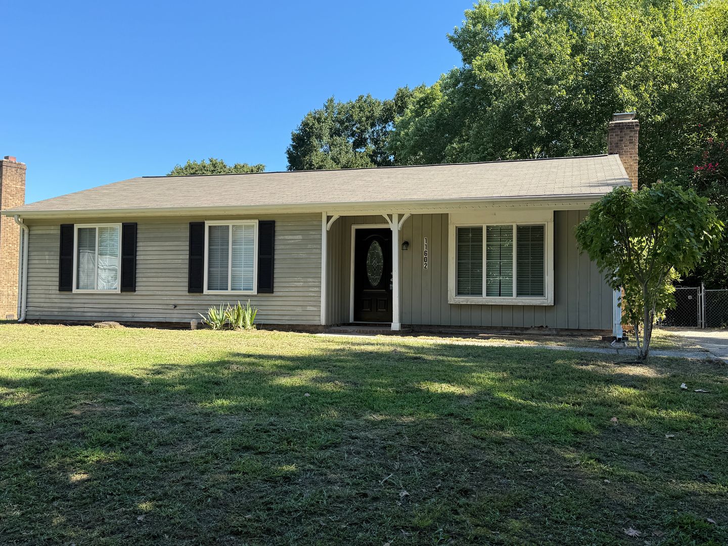 Charlotte House: 11602 Green Willow Lane